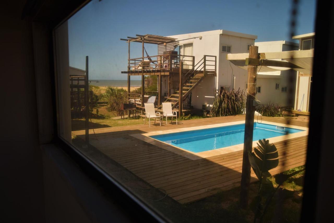 El Palafito Aparthotel La Pedrera Luaran gambar