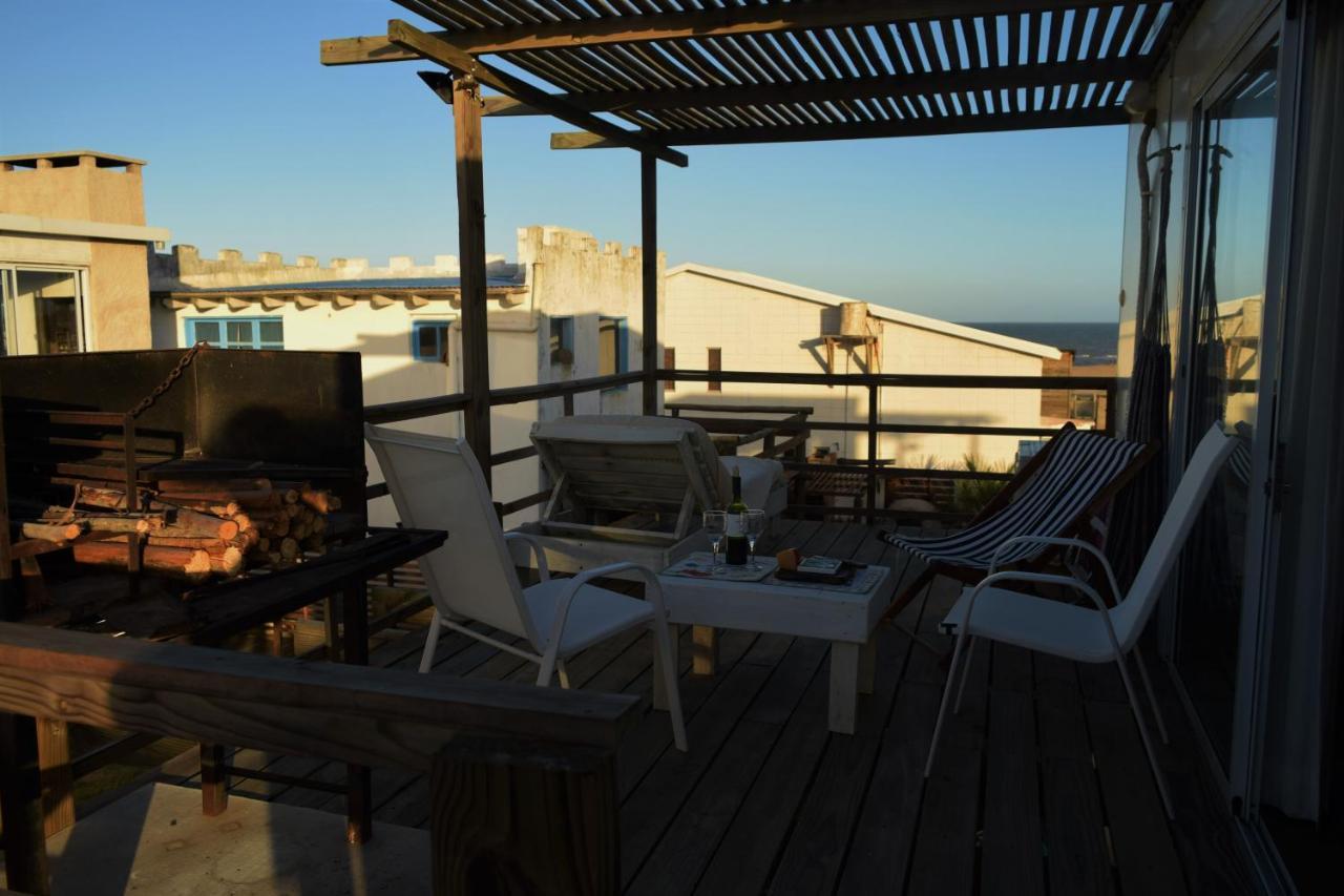 El Palafito Aparthotel La Pedrera Luaran gambar