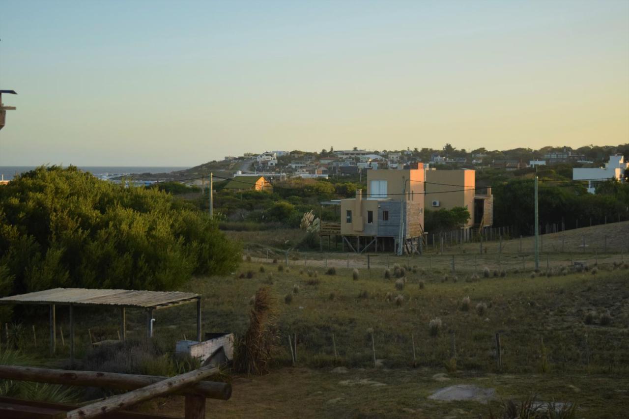 El Palafito Aparthotel La Pedrera Luaran gambar