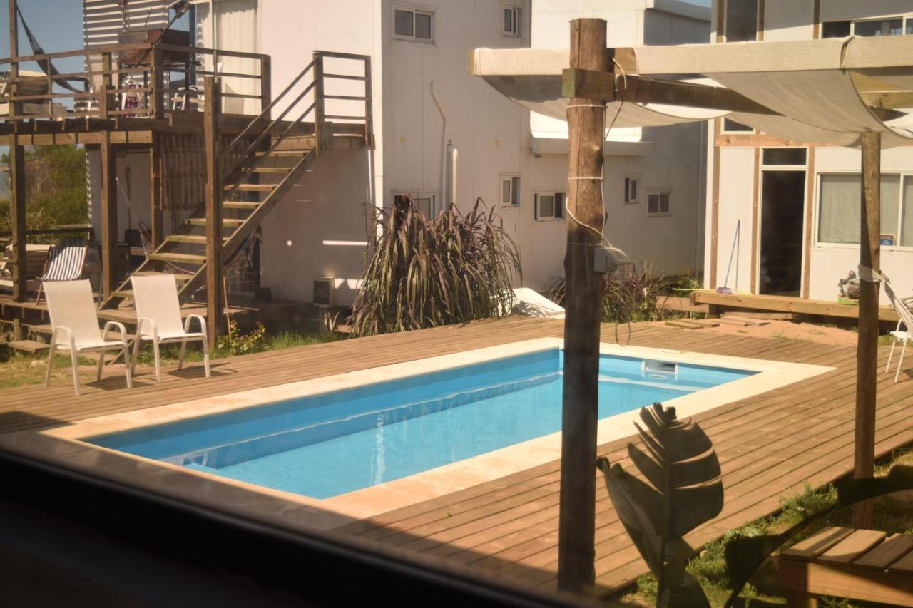 El Palafito Aparthotel La Pedrera Luaran gambar