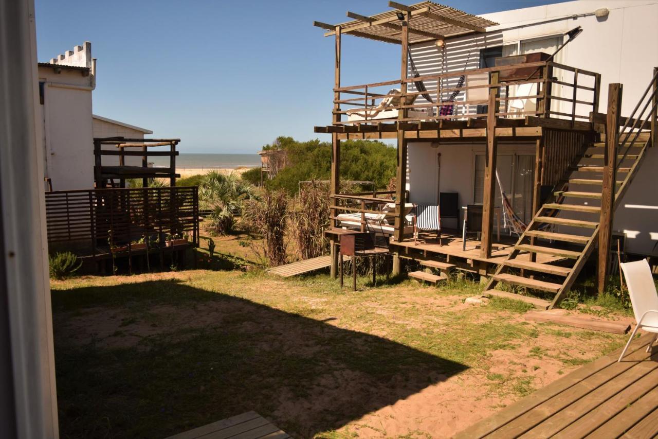 El Palafito Aparthotel La Pedrera Luaran gambar